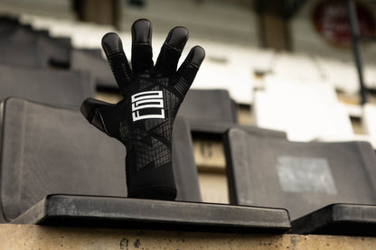 EGO ESSENTIALS PRO negro