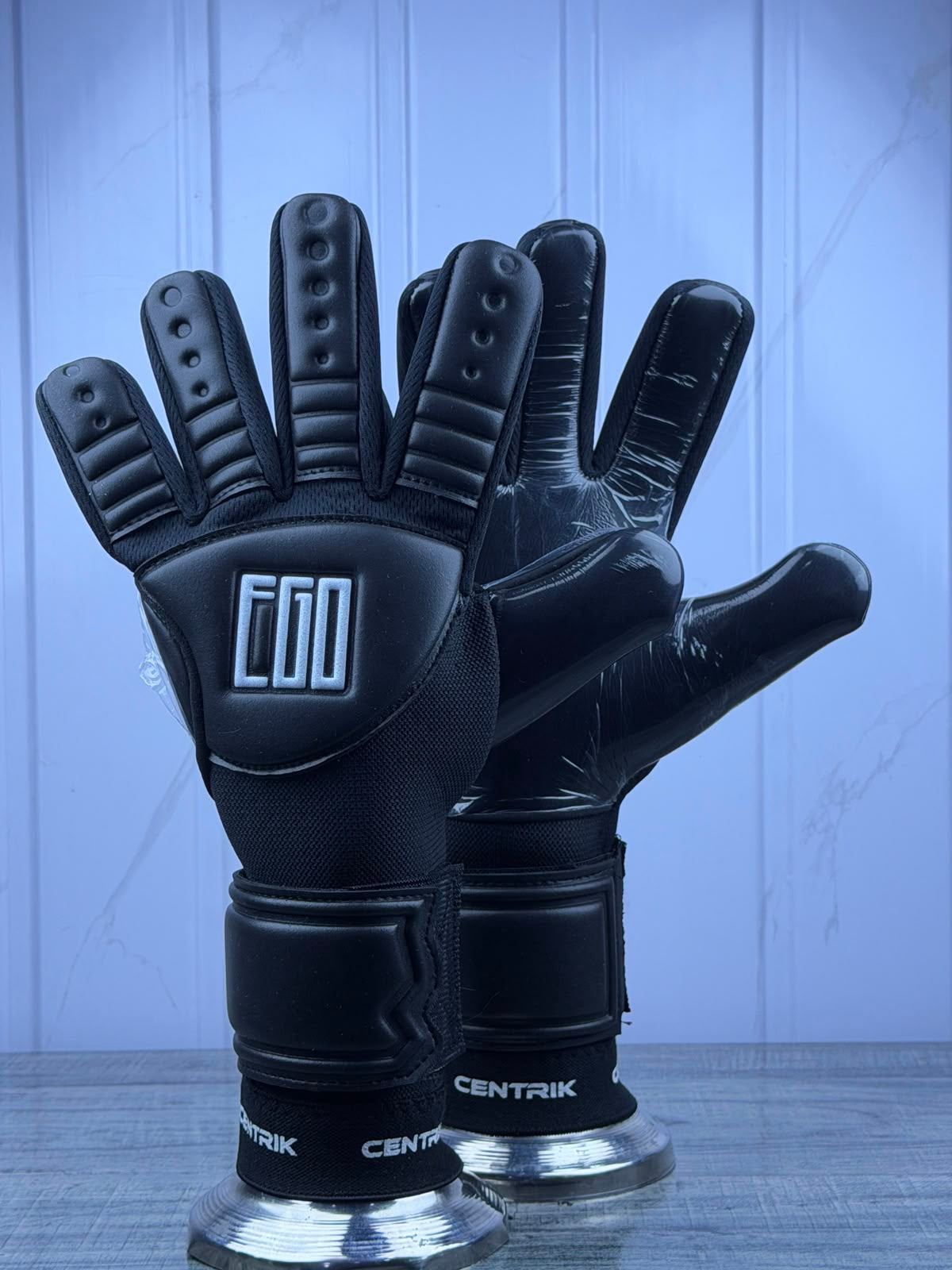 EGO CENTRIK BLACK